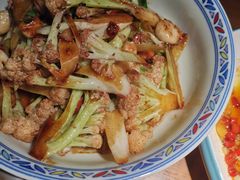 -洞庭土菜小炒馆(易发广场店)