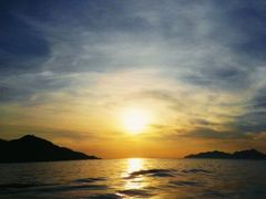 快艇上拍的日出，后悔没早点坐-西涌国际滨海旅游区