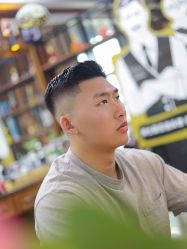 -贝勒爷专业男发