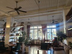 -雕刻时光咖啡馆(交大店)