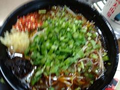 -椒点传统串串香