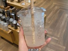 -星巴克(上海虹桥站2A检票口)