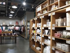 -鹿岛生活(熙地港店)