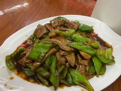 猪肝炒青椒-胡子饮食店