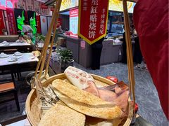 -七百岁羊肉馆(环球港店)
