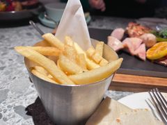 -芭莉与彩虹西餐厅(成都合生汇店)