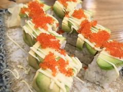 三文鱼牛油果反卷-林妈妈村·日式料理(宝山龙湖天街店)