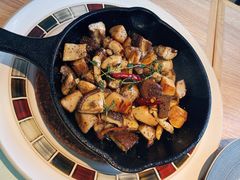 橄榄油煎蘑菇-幸薈飯堂