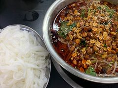 -周良天山牛杂城(天山路总店)