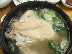 -梨花参鸡汤