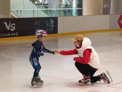 -陈露国际冰上中心(天津嘉里汇店)