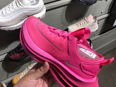 -NIKE品牌体验店(南京东路店)