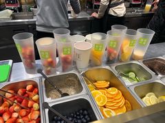 -奈雪的茶(湖滨银泰in77C区PRO店)