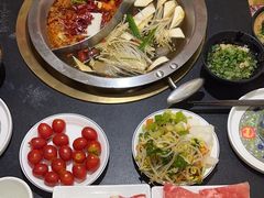 -沸炉重庆老火锅(军事博物馆店)