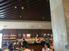 -星巴克臻选(济南万达店)