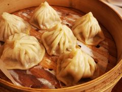 灌汤鲜肉小笼包-佬泰丰斋· 乌镇茶食餐厅