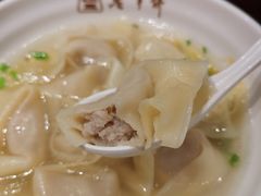 刀鱼馄饨-老半斋(福州路店)