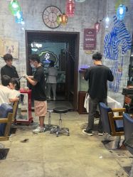 点击看大图 -T.1 hair salon烫染接发