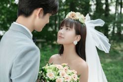 -蒙太奇婚纱摄影(万达店)