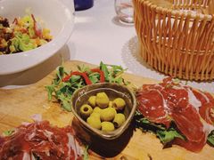 西班牙5J黑毛猪前腿拼盘-鼎Club餐厅