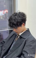 -韩国丽安形象设计