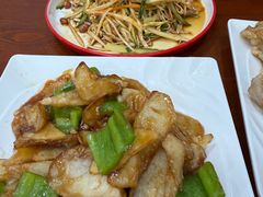 -东北风味思缘食府(对湖路店)