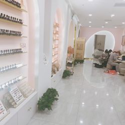 -花系美·美甲美睫精品店