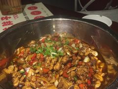 -铁胖子口碑长沙菜·龙虾烧烤(赤岗社区店)