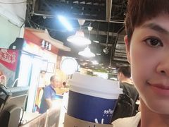 -瑞幸咖啡(东直门枢纽店)