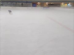 -冠军冰场CHAMPION RINK(环球银泰城店)