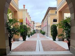 -佛罗伦萨小镇广佛名品奥特莱斯(疏港路店)