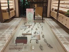 -茂昌眼镜(南京东路店)