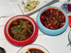 -路边边地标烧烤·川菜·小龙虾·音乐酒馆(良乡长虹店)