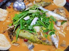 -丹水桥地锅鱼·翘嘴鲌·地方特色全鱼宴(丹江口大坝店)