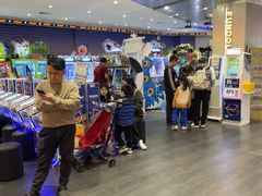 -反斗乐园π·电玩·高空拓展·蹦床(龙华天虹店)
