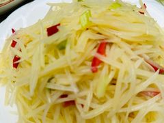 -苏莱特色牛骨滩羊手抓馆(长城东街总店)