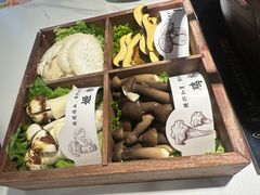 -椰子湾·海南火锅·糟粕醋·椰子鸡(正大广场店)