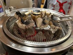 -围炉肉舍•炭烤活鳗•丹东海鲜烤肉(步行街店)