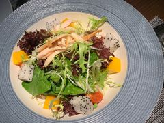 -卡普里披萨·牛扒·下午茶