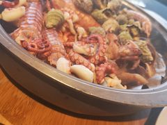 石锅原汁海鲜汇-鲁采LU STYLE(新天地店)