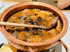 小鸡炖蘑菇-关东小磨东北菜(漕河泾印象城店)