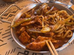 -满格嗦新疆椒麻鸡火锅.炒米粉(川大江安校区店)