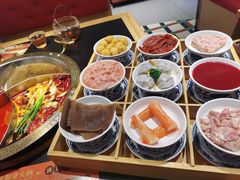 -廖掌柜·重庆鲜货火锅(上海首店)