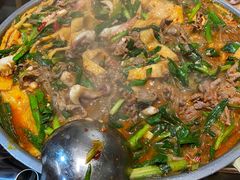 牛肉八带鱼饼土豪锅-京玉菲饭店(李村店)