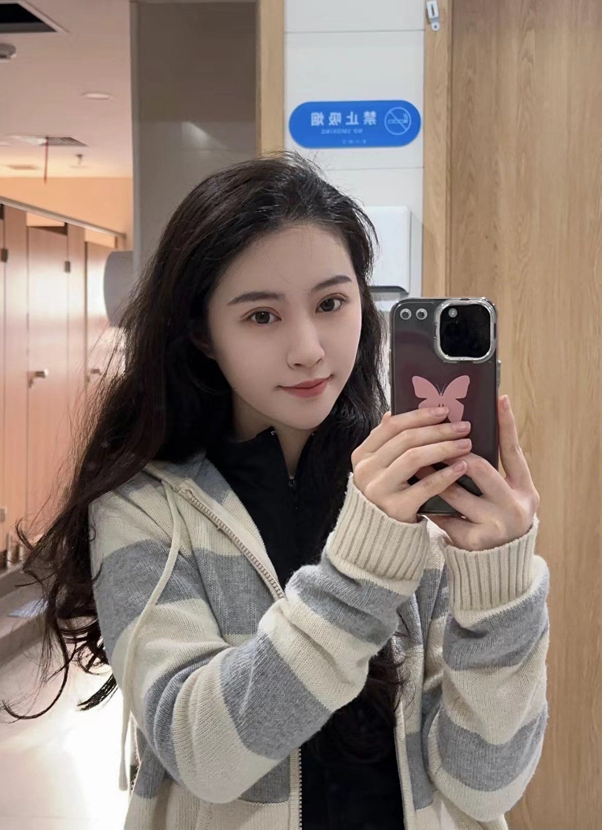 我是长长的单眼皮眼睛,在割双眼皮上,我真