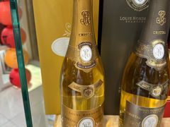 -中免(澳门机场免税店)