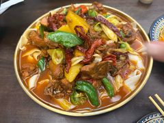 新疆大盘鸡-百格里格.Uyghur cuisine(百色路店)
