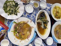 -范饭椰林川湘味海鲜·椰子鸡(三亚湾椰梦长廊店)