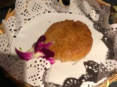 云腿鲜花饼-老牌坊云南鱼豆花火锅(哈西万达店)