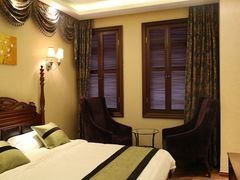 大床房-十号名邸精品酒店（上海音乐学院店）(原复旦五官科医院店)